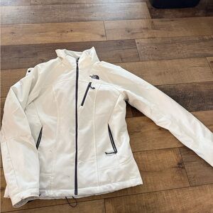 North face Women's White Ski/Snowboard Jacket with hood